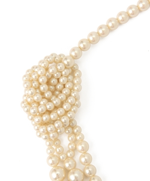 Ray BEAMS（レイビームス）の「Ray BEAMS / 3連パール ネックレス（ネックレス・レディース・ホワイト・ONE SIZE）」の7枚目の写真