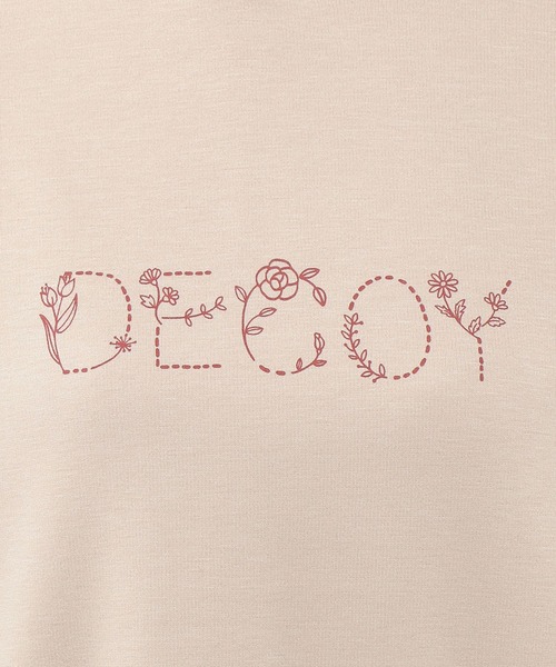 DECOY SINCE 1981(デコイシンスイチキュウハチイチ)の「裏起毛ロゴプリントパーカー(パーカー・レディース・ベージュ/サックスブルー/ネイビー・M/L/LL)」の7枚目の写真