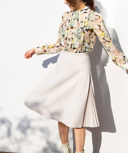 NARACAMICIE（ナラカミーチェ）の「サイドプリーツスカート（スカート・レディース・ブラック/ベージュ/パープル・MEDIUM）」の6枚目の写真