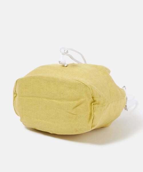 CONVERSE TOKYO（コンバーストウキョウ）の「リネンバケットバッグ（ショルダーバッグ・レディース・イエロー/アイボリー/ブラウン/ネイビー・FREE）」の10枚目の写真