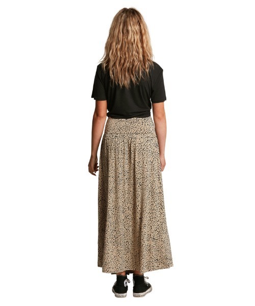 VOLCOM（ボルコム）の「【VOLCOM】HIGH WIRED SKIRT（スカート・レディース・アニマル・SMALL/X-SMALL）」の6枚目の写真