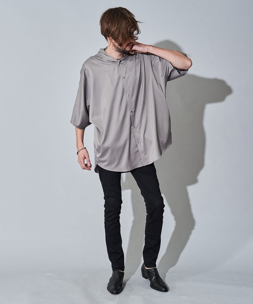 NO ID.（ノーアイディ）の「【NO ID.】Stretch Hood Dolman Big Shirt / ストレッチ フード ドルマン ビッグ シャツ（シャツ/ブラウス・メンズ・ホワイト/ブラック/ベージュ/グレー・ONE SIZE）」の17枚目の写真