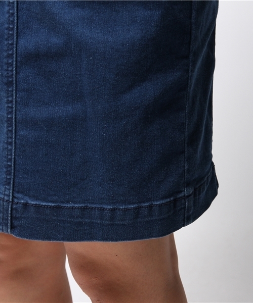 ROSE BUD（ローズバッド）の「LOP-14214 FRONT BUTTON JUMPER SKIRT（ワンピース・レディース・ワンウォッシュ/ブラック・ONE SIZE）」の5枚目の写真