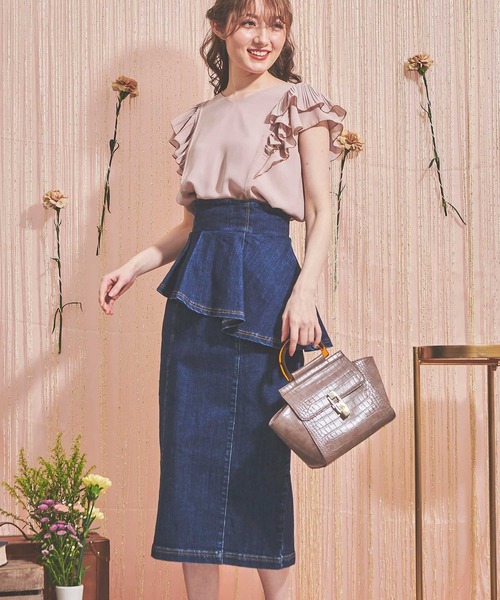 NOELA(ノエラ)の「ペプラムディティールタイトスカート(デニムスカート・レディース・ダークインディゴブルー/インディゴブルー・S/M)」の11枚目の写真