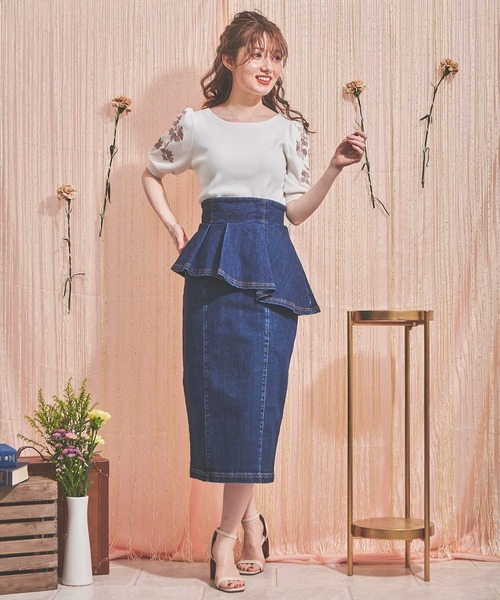 NOELA(ノエラ)の「ペプラムディティールタイトスカート(デニムスカート・レディース・ダークインディゴブルー/インディゴブルー・S/M)」の13枚目の写真