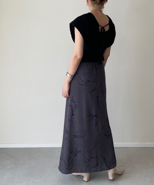 y/m by misato（イムバイミサト）の「マーブルロングスカート（スカート・レディース・ホワイト/ライトブラック・FREE）」の14枚目の写真