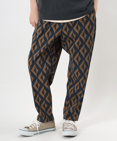 make a ray!（メイク ア レイ！）の「バルーンシルエット 総柄シェフパンツ イージーアンクルパンツ/テーパードパンツ（その他パンツ・メンズ・ブルー系その他/ストライプ・S/L/M/XL）」の6枚目の写真