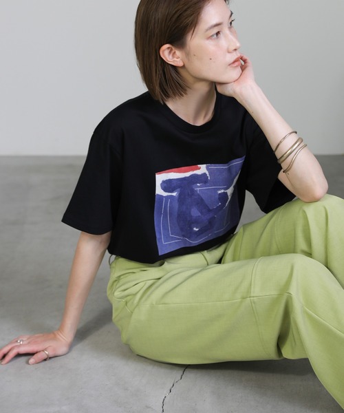select MOCA(セレクトモカ)の「2021 SS ニュアンスアートデザインTシャツ(Tシャツ/カットソー・レディース・ホワイト/ブラック・FREE)」の3枚目の写真