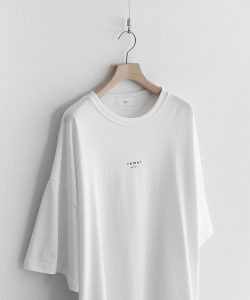 remer(リメール)の「loose logo Tee《2021》/ルーズロゴTee(Tシャツ/カットソー・メンズ・ホワイト/ブラック・SMALL/MEDIUM/LARGE)」の4枚目の写真