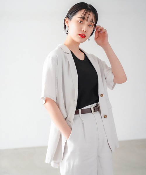 PAGEBOY(ページボーイ)の「クリアリネンショートスリーブジャケット (セットアップ対応)(セットアップ・レディース・ブラック/ブラウン系その他/グレイッシュベージュ・FREE)」の3枚目の写真