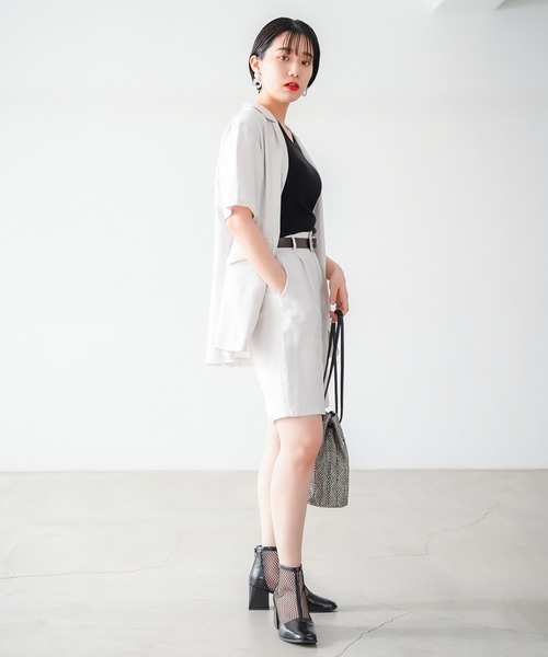 PAGEBOY(ページボーイ)の「クリアリネンショートスリーブジャケット (セットアップ対応)(セットアップ・レディース・ブラック/ブラウン系その他/グレイッシュベージュ・FREE)」の14枚目の写真