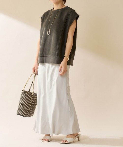 SHENERY(シーナリー)の「ピグメント加工裏毛ベスト(ベスト・レディース・ブラック/オレンジ・FREE)」の9枚目の写真