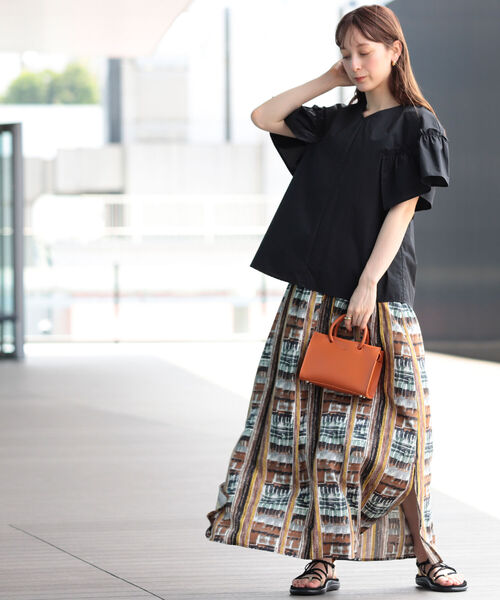 Ray BEAMS（レイビームス）の「Ray BEAMS / ギャザー フリルスリーブ Vネック ブラウス（シャツ/ブラウス・レディース・ホワイト/ライトブルー/ブラック・ONE SIZE）」の17枚目の写真