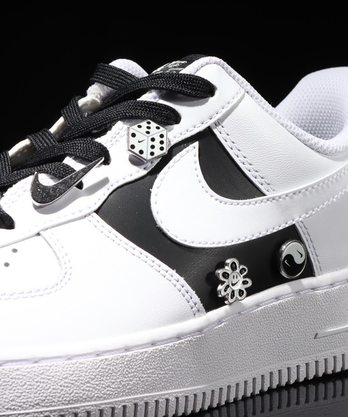 NIKE（ナイキ）の「NIKE AIR FORCE 1 '07 PRM / ナイキ エア フォース  【SP】（スニーカー・メンズ・ホワイト・25.0cm/26.0cm/27.0cm/27.5cm/25.5cm/24.0cm/24.5cm/28.0cm/26.5cm）」の8枚目の写真