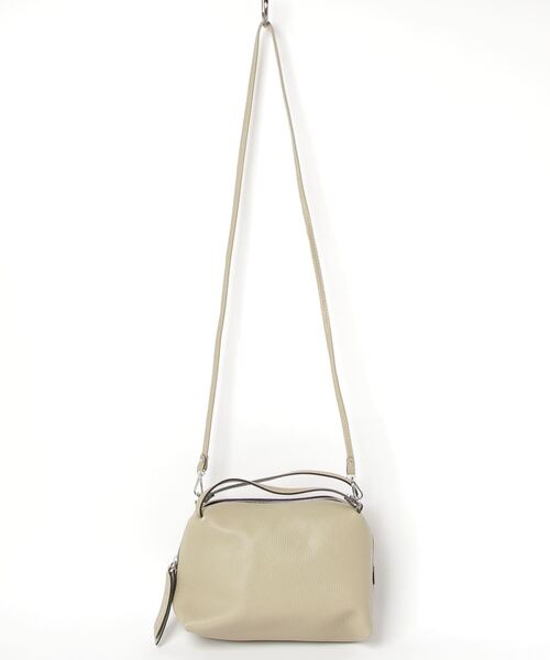 GIANNI CHIARINI（ジャンニ キアリーニ）の「GIANNI CHIARINI ALIFA M 2WAY ジャンニ キアリーニ アリファ M ハンドバッグ ショルダー（ハンドバッグ・レディース・クリーム/グレー系その他/ブラック/ライトベージュ/ネイビー/ブラウン系1/ブラウン系3/ベージュ系2/ブラウン系4/ブラウン/ピンク/ブルー系/ピンク系1/カーキ/オレンジ系/レッド系/パープル/ピンク系/キャメル/オフホワイト/ベージュ系/グリーン系/ライトブルー/パープル系その他・FREE）」の13枚目の写真