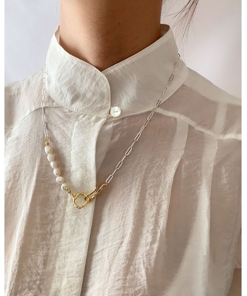 mou（モウ）の「バイカラーマンテルパールネックレス（ネックレス・レディース・シルバー/ゴールド・FREE）」の13枚目の写真