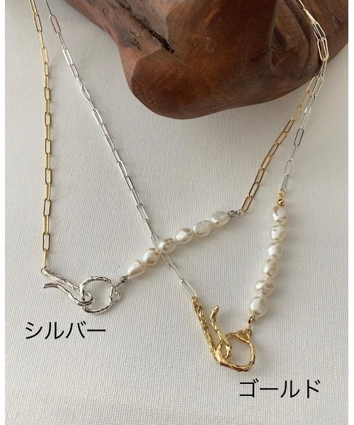 mou（モウ）の「バイカラーマンテルパールネックレス（ネックレス・レディース・シルバー/ゴールド・FREE）」の8枚目の写真