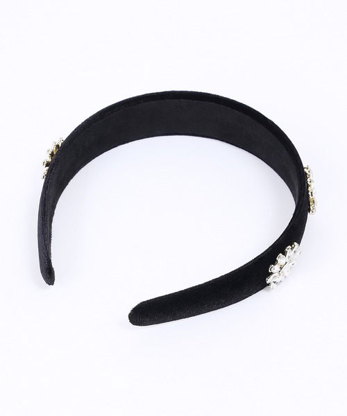 WC（ダブル シー）の「ベロアビジューカチューシャ（カチューシャ・レディース・ブラック・FREE）」の5枚目の写真