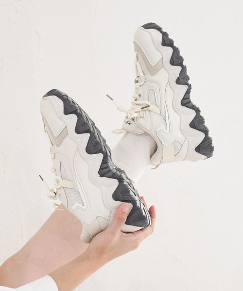 NOFALL（ノーフォール）の「デザインソールダッドスニーカー（スニーカー・レディース・ホワイト/ベージュ・LL/3L/SS/S/M/L）」の3枚目の写真