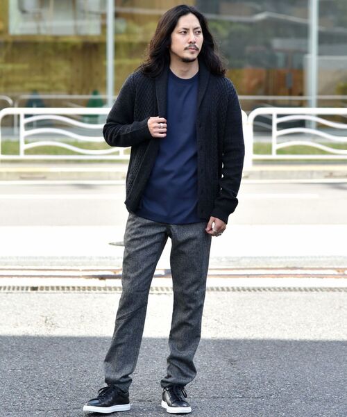 SHIPS(シップス)の「SHIPS:〈手洗い可能〉ミドルゲージ ランダムアラン ショールカラー カーディガン(カーディガン/ボレロ・メンズ・ブラック/グレー/ネイビー/キャメル・SMALL/MEDIUM/LARGE/X-LARGE)」の11枚目の写真