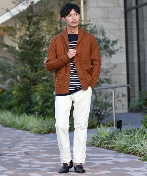 SHIPS(シップス)の「SHIPS:〈手洗い可能〉ミドルゲージ ランダムアラン ショールカラー カーディガン(カーディガン/ボレロ・メンズ・ブラック/グレー/ネイビー/キャメル・SMALL/MEDIUM/LARGE/X-LARGE)」の14枚目の写真