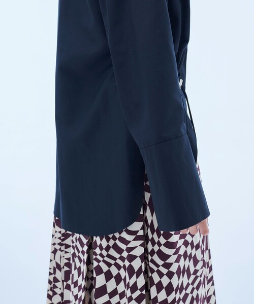 UNITED TOKYO(ユナイテッドトウキョウ)の「アーチシャーリングロングシャツ(シャツ/ブラウス・レディース・ホワイト/ブラック・FREE)」の16枚目の写真