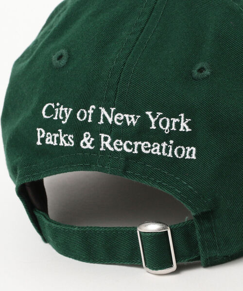 B:MING by BEAMS（ビーミングバイビームス）の「NEW ERA / 9THIRTY NYC パークロゴキャプ（キャップ・メンズ・ネイビー/グリーン・ONE SIZE）」の7枚目の写真