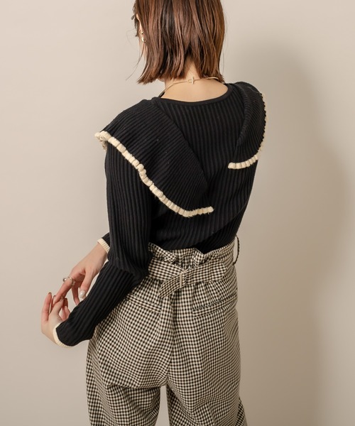 mline（エムライン）の「[mline] WEB限定 配色フリルニット（ニット/セーター・レディース・ブラック/グリーン/アイボリー・FREE）」の10枚目の写真