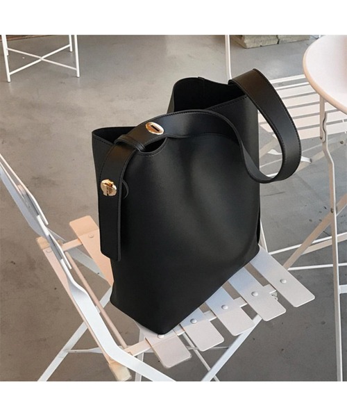 blatto（ブラット）の「【blatto】ワンハンドルショルダー/oku-bag22-29（ショルダーバッグ・レディース・ブラック/ダークブラウン・FREE）」の10枚目の写真