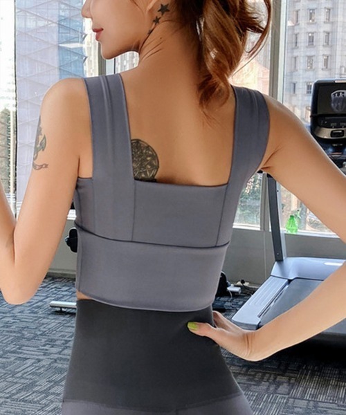 HYSSHOP（エイチワイエスショップ）の「ヨガウェアレディース スポーツブラトップス カップ付き[トレーニングウェア/ジムウェア/ピラティスウェア]（スポーツブラ・レディース・ブラック/ブルー/ワイン/コーラル/バイオレット/ライラック/ピンク/グリーン/ラベンダー/イエロー/チェリーピンク・S/M/L/XL）」の16枚目の写真