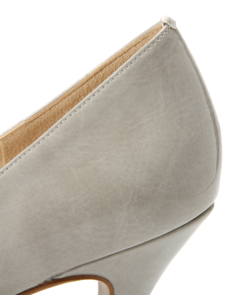 Spick & Span（スピックアンドスパン）の「285ORIGINAL Fエナメルポインテッドパンプス◆（パンプス・レディース・ブラック/ライトグレー/ライトインディゴブルー/ピンクベージュ・36/37/36.5/37.5/38）」の13枚目の写真