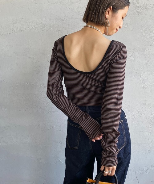 MILLER（ミラー）の「[MILLER/ミラー] カップ付き バックコンシャス ロングスリーブボーダーリブTシャツ（Tシャツ/カットソー・レディース・オフホワイト/ブラウン/グリーン/ブルー/オレンジ/グリーン系2・F）」の2枚目の写真