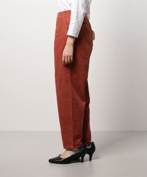 Samansa Mos2（サマンサ モスモス）の「太コーデュロイテーパードパンツ（その他パンツ・レディース・オレンジ/ブルー/モカ/キナリ・ﾌﾘ-）」の5枚目の写真