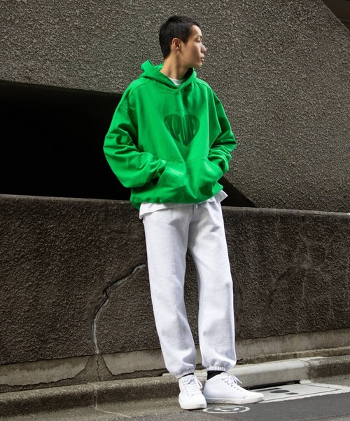 VIVASTUDIO（ビバスタジオ）の「【UNISEX】VIVA STUDIO／HEART HOOD  2237884（パーカー・メンズ・グリーン/ボルドー/チャコール・MEDIUM/LARGE/SMALL/X-LARGE）」の9枚目の写真