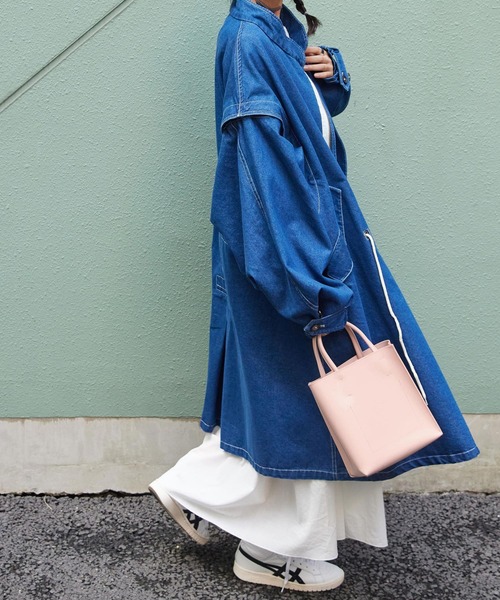 forksy.（フォルクシー）の「【forksy.】2WAYスクエアミニマルトートバッグ/ショルダーバック（トートバッグ・レディース・ホワイト/ブラック/ピンク/シルバー/グリーン/キャメル/ベージュ/ブラック×グリーン・FREE）」の14枚目の写真