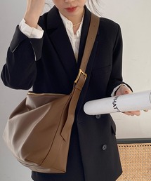 HALEY PESCA/大容量 合成皮革ショルダーバッグ