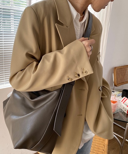 HALEY PESCA(ヘーリーペスカ)の「HALEY PESCA/大容量 合成皮革ショルダーバッグ(ショルダーバッグ・レディース・ブラック/グレー/ブラウン・FREE)」の15枚目の写真