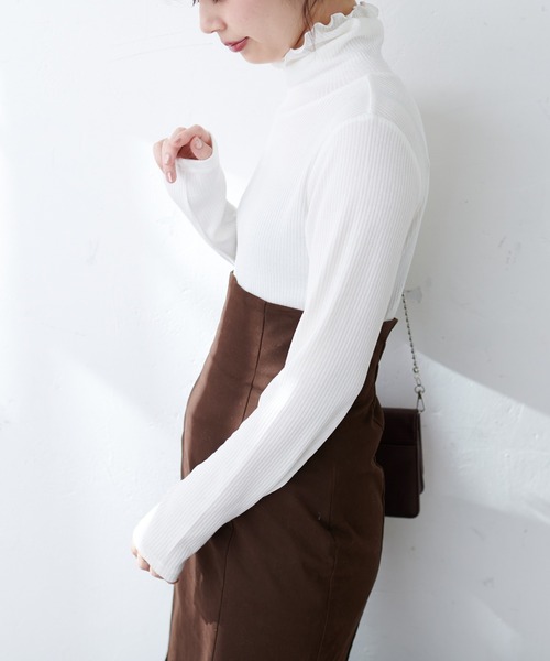 natural couture(ナチュラルクチュール)の「【WEB限定】メランジカットリブタートル(Tシャツ/カットソー・レディース・ブラック/グレー/オフホワイト/サックスブルー・FREE)」の11枚目の写真