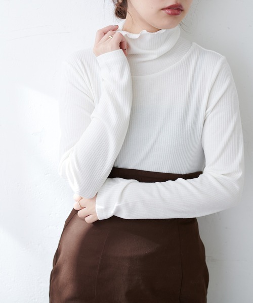 natural couture(ナチュラルクチュール)の「【WEB限定】メランジカットリブタートル(Tシャツ/カットソー・レディース・ブラック/グレー/オフホワイト/サックスブルー・FREE)」の17枚目の写真