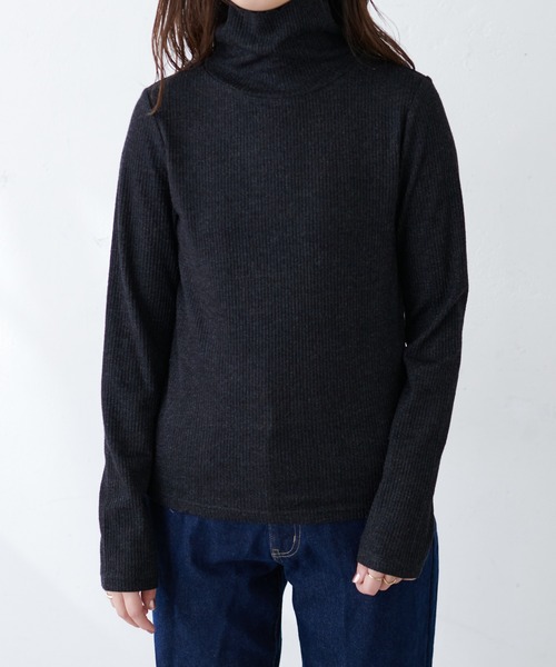 natural couture(ナチュラルクチュール)の「【WEB限定】メランジカットリブタートル(Tシャツ/カットソー・レディース・ブラック/グレー/オフホワイト/サックスブルー・FREE)」の6枚目の写真
