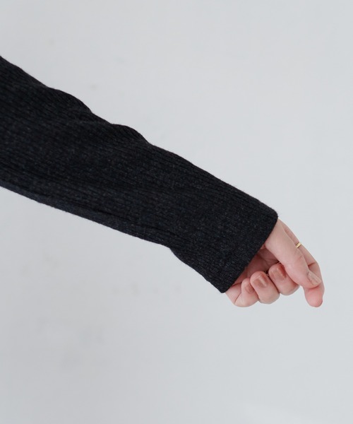 natural couture(ナチュラルクチュール)の「【WEB限定】メランジカットリブタートル(Tシャツ/カットソー・レディース・ブラック/グレー/オフホワイト/サックスブルー・FREE)」の13枚目の写真