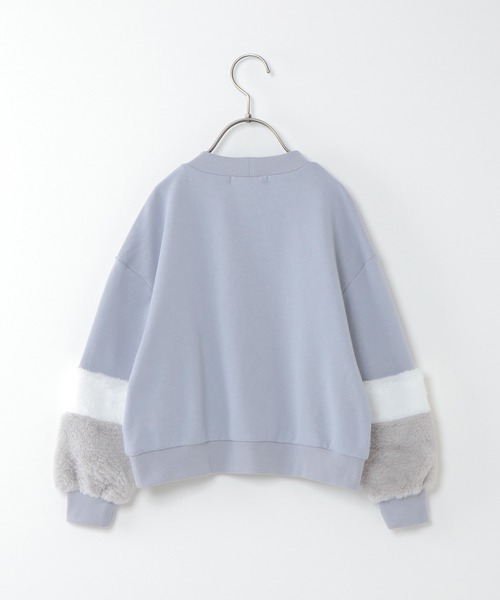 ikka(イッカ)の「【キッズ】モックネック刺繍ファープルオーバー(120~160cm)(スウェット・キッズ・ベージュ/ブルー・120/130/140/150/160)」の3枚目の写真