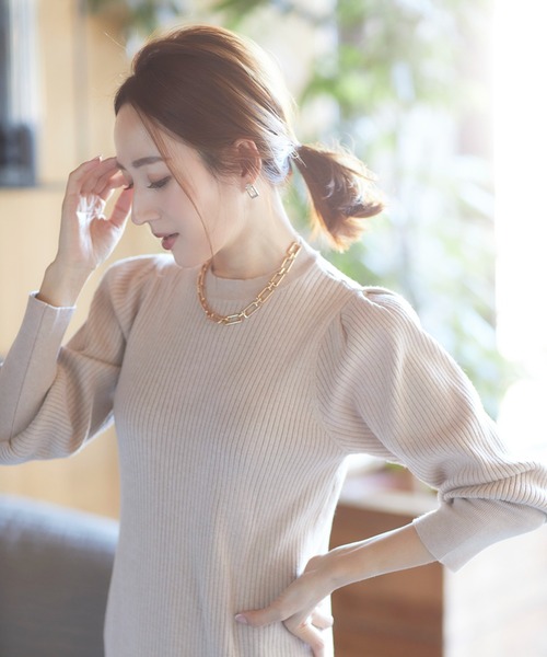 VIS（ビス）の「【星玲奈さんコラボ】スリーブコンシャスアシンメトリー切り替えニットワンピース（ワンピース・レディース・ライトグリーン/ベージュ/ブラック・FREE）」の5枚目の写真