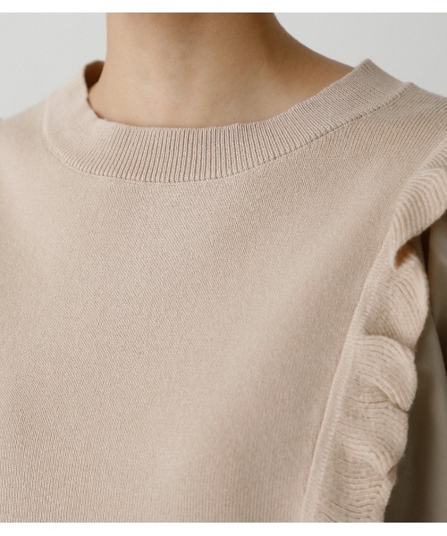 AZUL by moussy(アズールバイマウジー)の「FRILL KNIT PULLOVER /フリルニットプルオーバー(ニット/セーター・レディース・ブラック/グレー系その他/ライトベージュ・SMALL/MEDIUM)」の8枚目の写真
