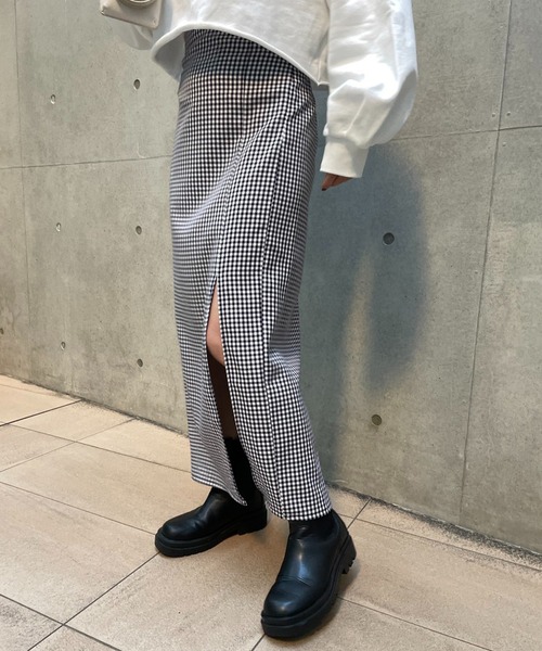 one after another NICE CLAUP（ワンアフターアナザーナイスクラップ）の「Sサイズあり　シンプルスリットタイトスカート（スカート・レディース・ブラック/ベージュ/チェック/ネイビー・SMALL/MEDIUM）」の13枚目の写真