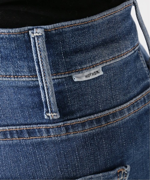 IENA（イエナ）の「【MOTHER/マザー】HUSTLER SNAP DOWN ANKLE FRAY  デニム◆（デニムパンツ・レディース・ブルー・24/25/26/27）」の20枚目の写真