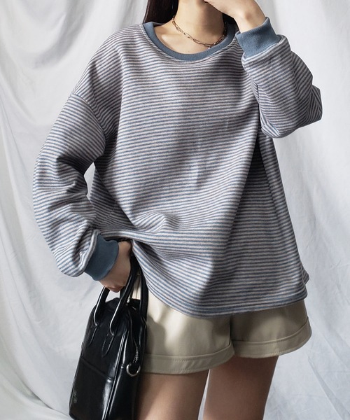 me+em select（ミームセレクト）の「オーバーサイズ配色ボーダープルオーバー（スウェット・レディース・ブラック/ブルー・FREE）」の9枚目の写真