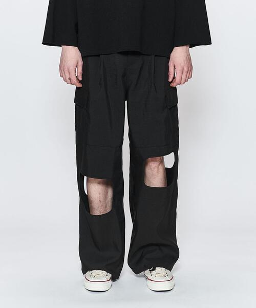 Jieda(ジエダ)の「<JieDa> RIPSTOP HOLE CARGO PT/カーゴパンツ(カーゴパンツ・メンズ・ベージュ/ブラック・1/2)」の2枚目の写真