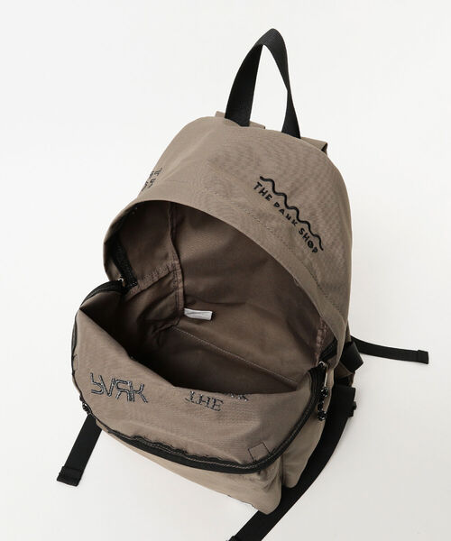 こども ビームス(コドモビームス)の「THE PARK SHOP / Ball Park Pack 22(トートバッグ・キッズ・ブラック/カーキ/ネイビー/レッド・ONE SIZE)」の14枚目の写真