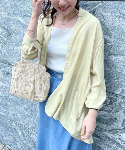 SHOO・LA・RUE（シューラルー）の「◆シアードルマンシャツ（シャツ/ブラウス・レディース・ライトブルー/オフホワイト/イエロー/ピンク系・00）」の5枚目の写真